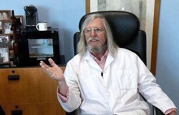 Didier Raoult étrille le conseil scientifique : « Le consensus, c’est Pétain »