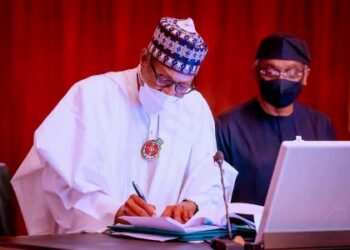 Nigeria : le Président  Muhammadu Buhari approuve un budget record pour 2022