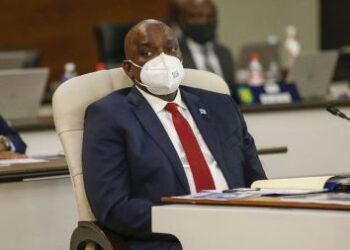 Le président du Botswana placé en isolement