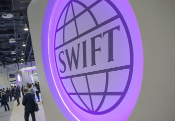 Les pays occidentaux envisagent-ils de déconnecter la Russie du réseau bancaire SWIFT ?