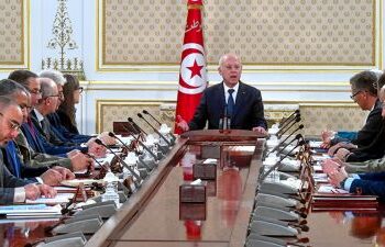 Le chef de l’Etat accuse la société civile de fomenter une colonisation de peuplement menée en Tunisie par des sans-papiers subsahariens