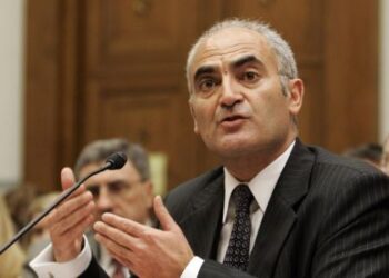 Maroc : le magnat pharmaceutique, Moncef Slaoui, arrêté par l’armée américaine