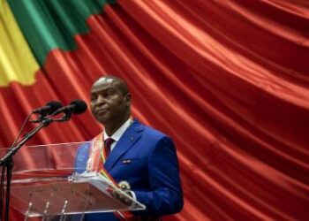 Touadéra accuse l&rsquo;Occident d&rsquo;ingérence et de pillages en Centrafrique