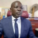Amougou Belinga inculpé dans l’affaire du meurtre du journaliste Martinez Zogo et conduit à la prison de Kondengui
