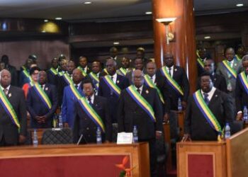 Présidentielle au Gabon : mandat réduit de 7 à 5 ans et scrutin de deux à un tour