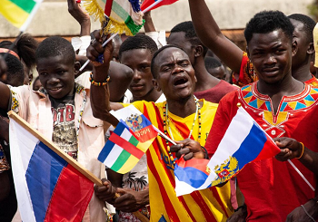 Base russe en Centrafrique: Moscou a fait ce que Paris « n’a pas pu faire en 60 ans »