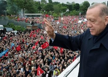 Turquie : Erdogan remporte à nouveau les élections avec son discours islamiste et nationaliste