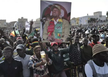 Sénégal : le procureur général requiert de la prison ferme et un mandat d&rsquo;arrêt pour l&rsquo;opposant Ousmane Sonko