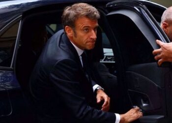 France-Blocage des réseaux sociaux : Macron sous une avalanche de critiques