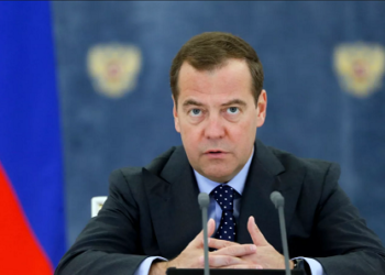 Guerre israélo-palestinienne: les armes livrées à Kiev sont « activement employées en Israël », selon Medvedev