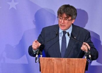 Espagne: la droite dans la rue contre Sánchez et l’amnistie des indépendantistes Catalans