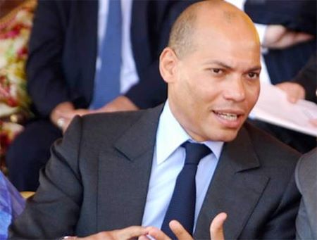 Sénégal/Présidentielle : le candidat Karim Wade renonce à la nationalité française
