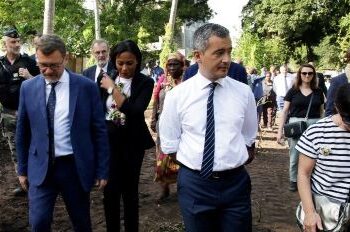 Suppression du droit du sol à Mayotte : les droites demandent une extension à la France métropolitaine