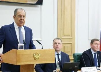 La Russie est prête à combattre l’Occident «sur le champ de bataille», prévient Lavrov
