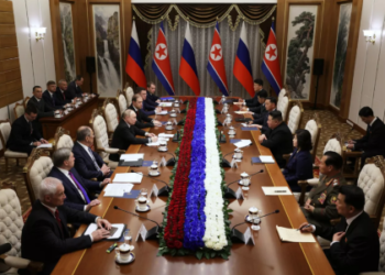 Visite de Poutine au Vietnam et en Corée du Nord