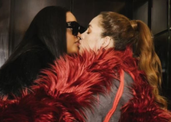 « Je suis folle de toi et je veux que le monde sache » écrit Brenda Biya, fille du président camerounais, sur Instagram en révélant sa relation avec la mannequin brésilienne Layyons Valença