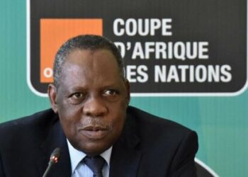 L’ancien président de la Confédération africaine de football (CAF), le Camerounais Issa Hayatou, s’est éteint à paris