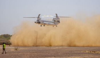 Un pont aérien de l’ONU lancé pour les communautés dans le besoin du Burkina Faso