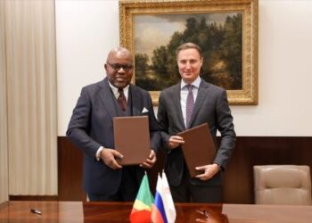 Le russe Lukoil signe un accord pour exploiter plusieurs blocs pétroliers au Congo