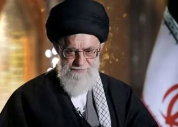 Le guide suprême iranien transféré dans un lieu sécurisé sous haute surveillance