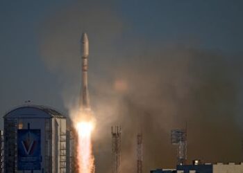 Le Zimbabwe lance son deuxième satellite depuis le cosmodrome russe Vostotchny