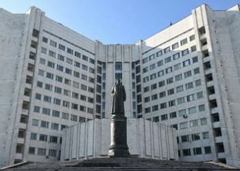 Syrie : le SVR accuse les renseignements anglo-saxons de préparer des attaques contre les bases russes