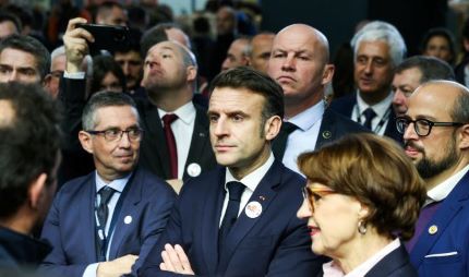 Macron dira à Trump qu’entre alliés on ne peut pas « faire souffrir l’autre » avec des droits de douane