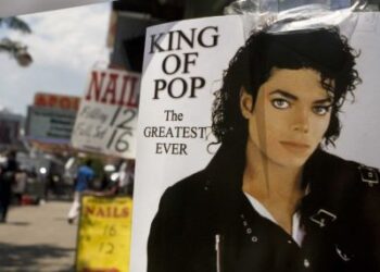 Vidéo de Candace Owens: Qui a tué Michael Jackson ?