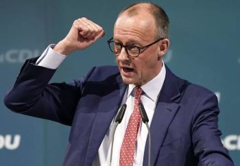 Allemagne: Friedrich Merz dit qu’il aimerait discuter avec le Royaume-Uni et la France de la possibilité de partager leur arsenal atomique