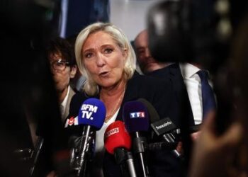 La France ne doit pas « partager » sa dissuasion nucléaire, estime Marine Le Pen