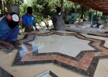 Cameroun : la Sonamines intègre le capital de Quarrycam pour exploiter deux gisements de marbre dans le Nord