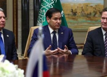 Ukraine: Russes et Américains discutent à Ryad d’une possible trêve