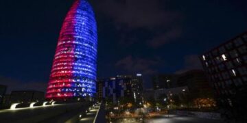 Meta licencie 2000 modérateurs travaillant pour Facebook et Instagram à Barcelone