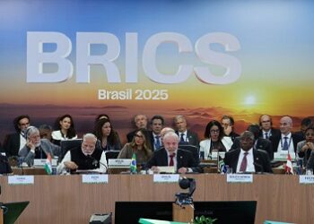 BRICS : Ramaphosa dénonce les «représailles» de Trump et défend la souveraineté coopérative