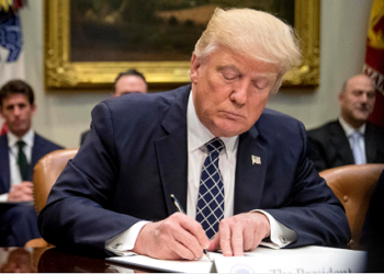 États-Unis: Donald Trump menace Chicago d’intervention militaire