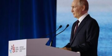 Poutine prévient que n’importe quelle force armée occidentale présente en Ukraine sera considérée comme un « objectif à détruire »