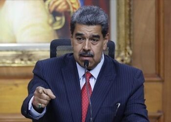 Le Venezuela suspend ses accords énergétiques avec Trinité-et-Tobago après l’arrivée d’un navire de guerre américain