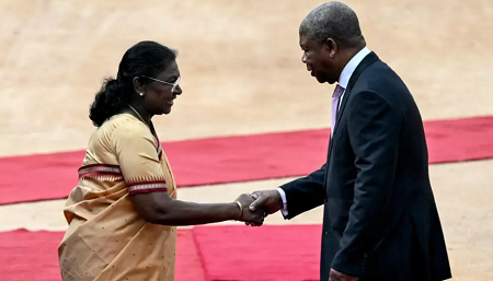 Les enjeux de la visite de la présidente indienne en Angola et au Botswana