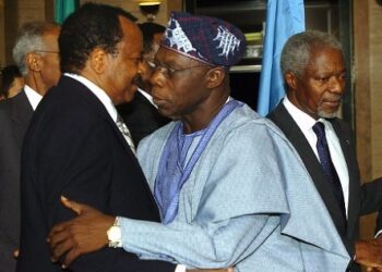 Crise post-électorale : Obasanjo implore Paul Biya de partir
