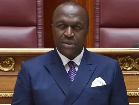 « Le roi de la télé est mort » : Consty Eka, célèbre animateur camerounais et « figure panafricaine »