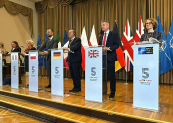 À la réunion du Groupe européen des Cinq, la SG déléguée de l’OTAN salue la hausse des investissements de défense et le renforcement du soutien à l’Ukraine