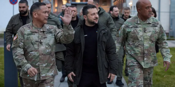 Scandale au Pentagone : un général américain ivre en Ukraine et des documents confidentiels oubliés dans un train