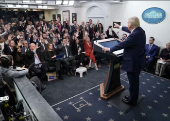 Etats-Unis : les médias menacés de perdre leur licence s’ils diffusent des informations jugées « déformées » sur la guerre contre l’Iran