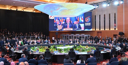 Requiem for a Beautiful Era? The Contours of ASEAN’s Future in an Age of Global Fragmentation