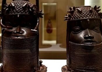 Les Pays-Bas et l&rsquo;Allemagne engagent le retour de milliers d’objets coloniaux vers le Ghana