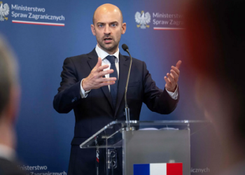 L’Iran doit renoncer à son programme nucléaire pour que les sanctions soient levées (Barrot)