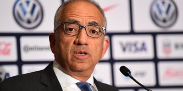 La FIFA veut ouvrir la Coupe du monde aux investisseurs privés : le conseiller principal d’Infantino démissionne