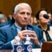 Docteur Fauci acculé: la fraude des vaccins Covid révélée