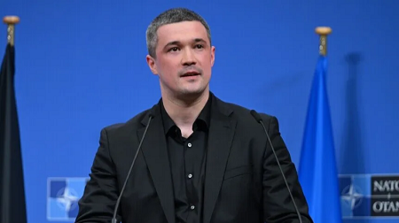 L’ancien ministre ukrainien de la Défense Fedorov devient conseiller en innovation auprès du ministre italien Guido Crosetto
