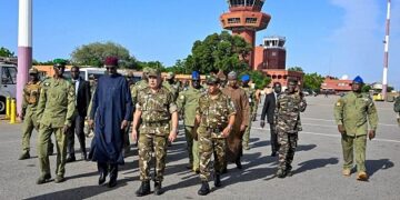 Tentative de coup d’Etat au Niger : Des chasseurs Su-30 algériens survolent la capitale Niamey en signe de solidarité